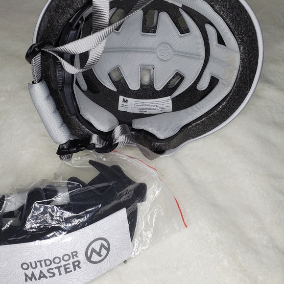 Outdoor Master Helmet - Medium - Picture 2 of 3